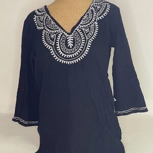 Women's Black with White Embroidery Tunic Small